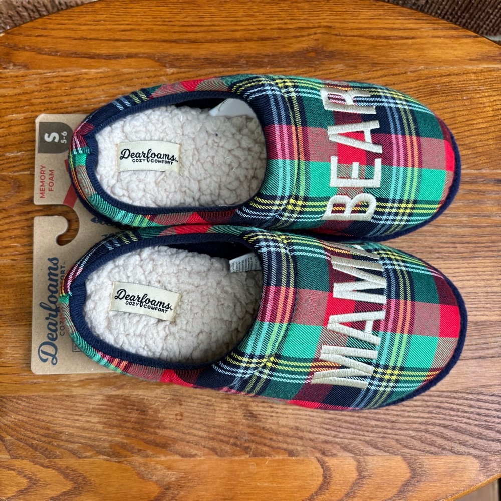 Dearfoams Slippers Woman's MAMA BEAR Plaid Memory Foam Sz S NEW